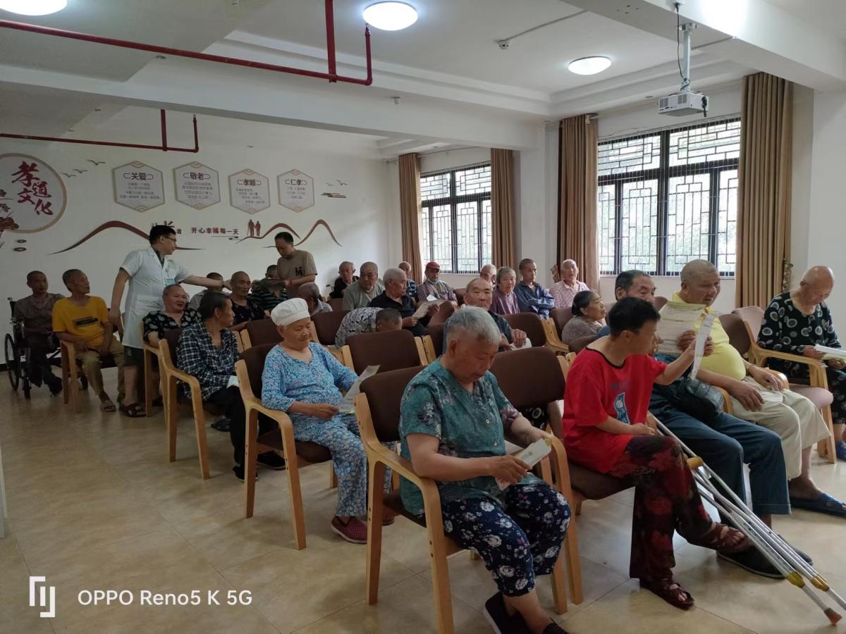 179b5b08687352b9d5916a916e974ba